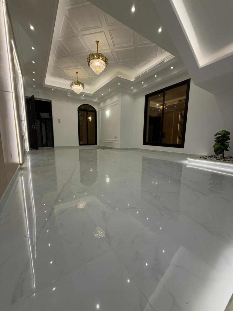 Classic villa for sale in Al-Haliyo area, registration fees included. 2