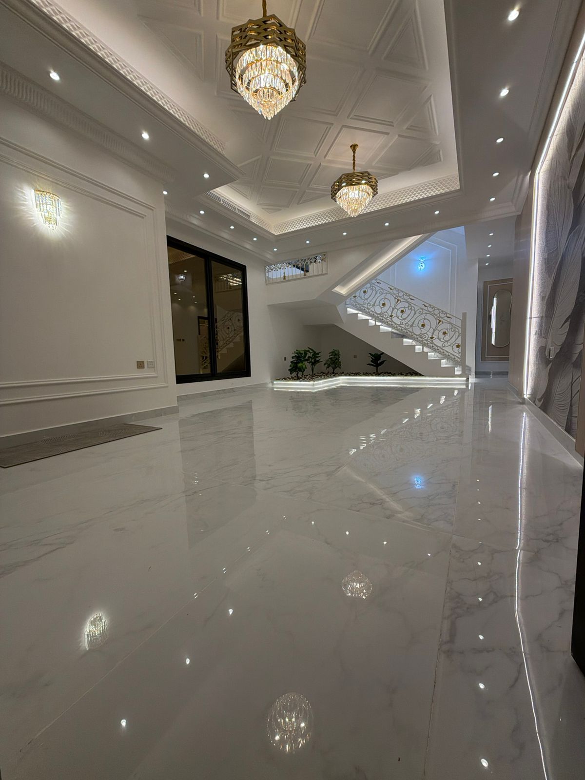 Classic villa for sale in Al-Haliyo area, registration fees included. 8