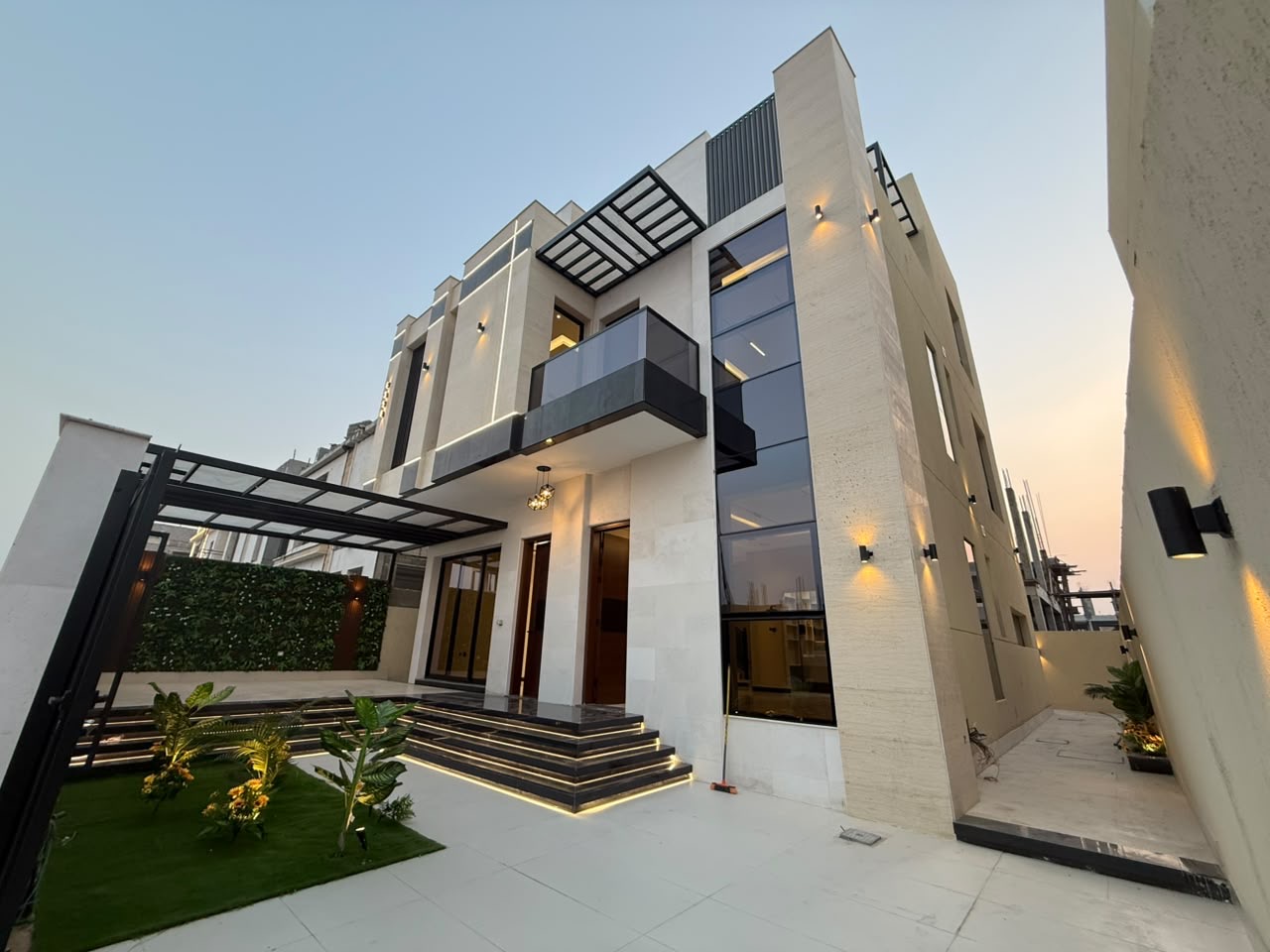 Luxury 3-story villa for sale in Al-Haliou area with central air conditioning
