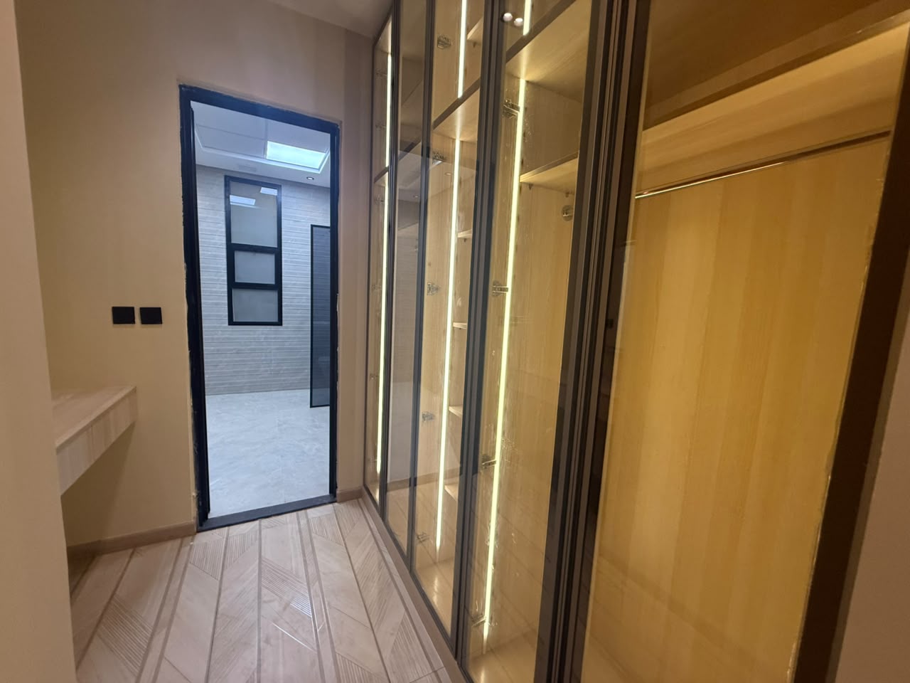 Luxury 3-story villa for sale in Al-Haliou area with central air conditioning 6