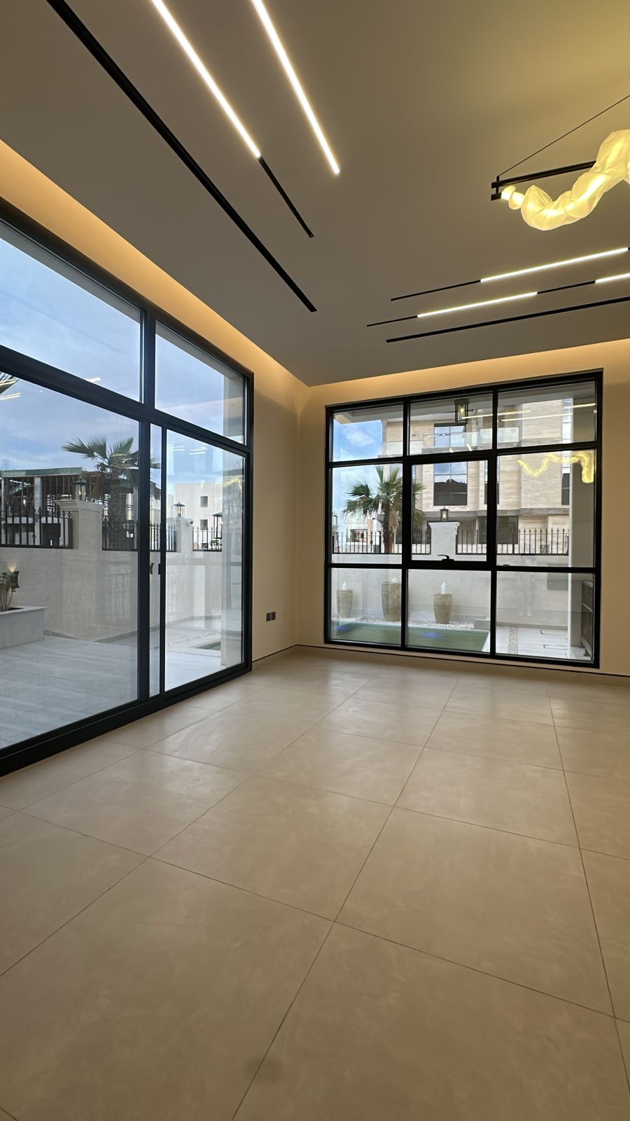 For sale: Luxurious villa with high-end finishes and a private pool, all fees included. 8
