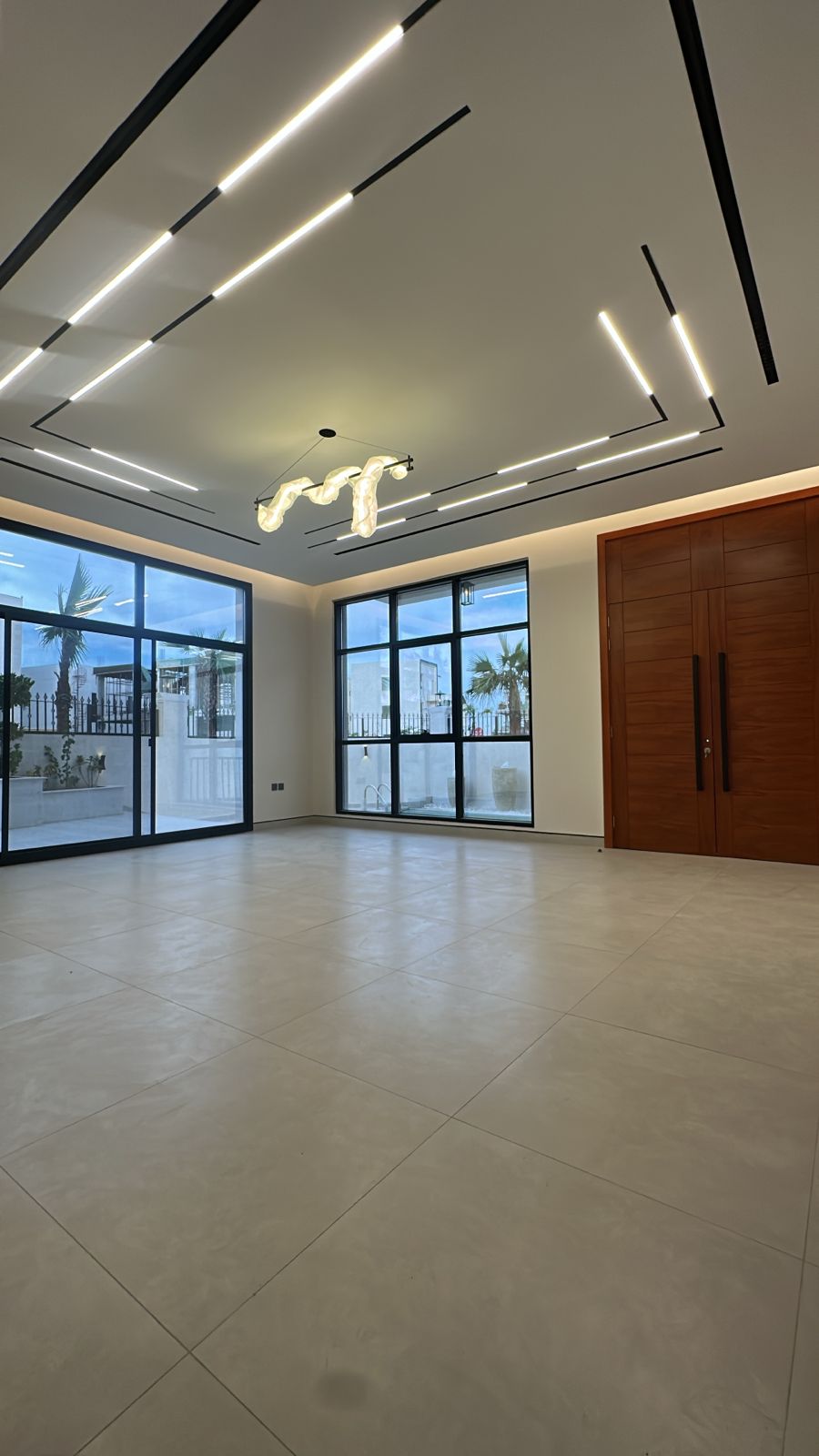 For sale: Luxurious villa with high-end finishes and a private pool, all fees included. 9