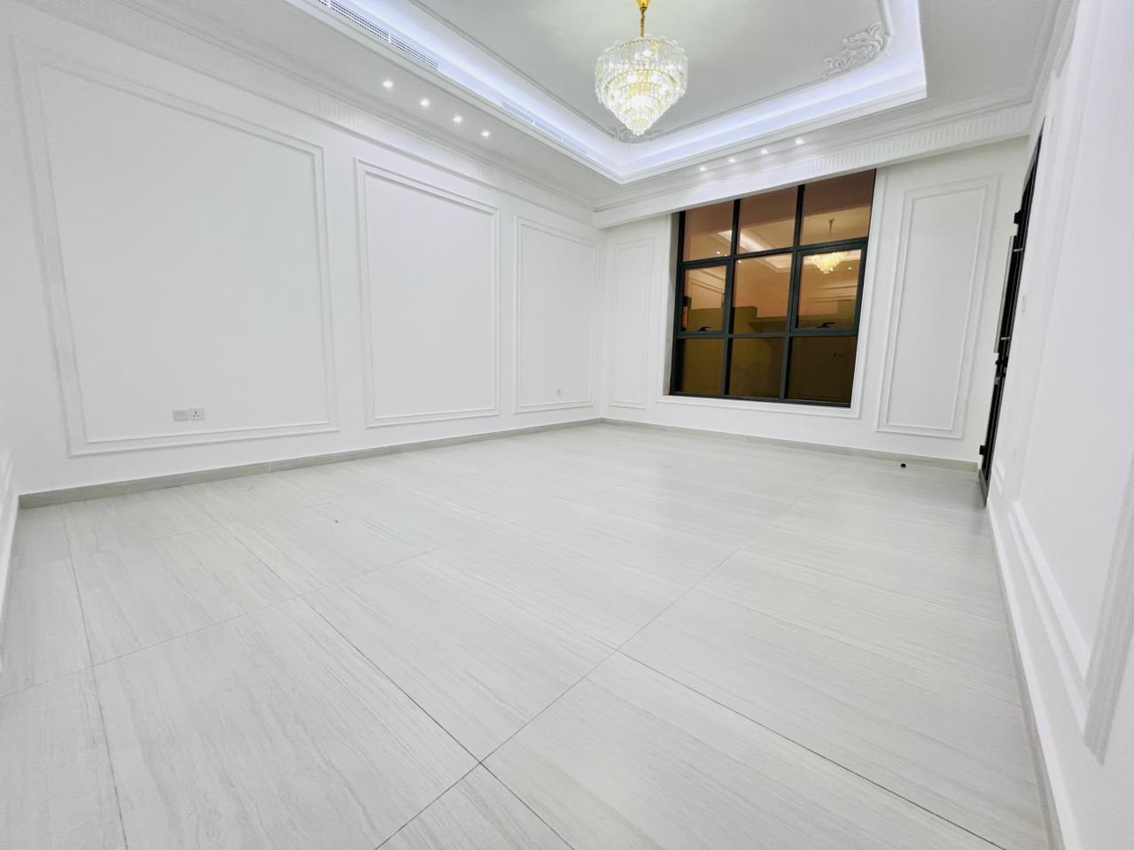 Modern villa for sale in Al-Haliyo 1 area, registration fees included 5