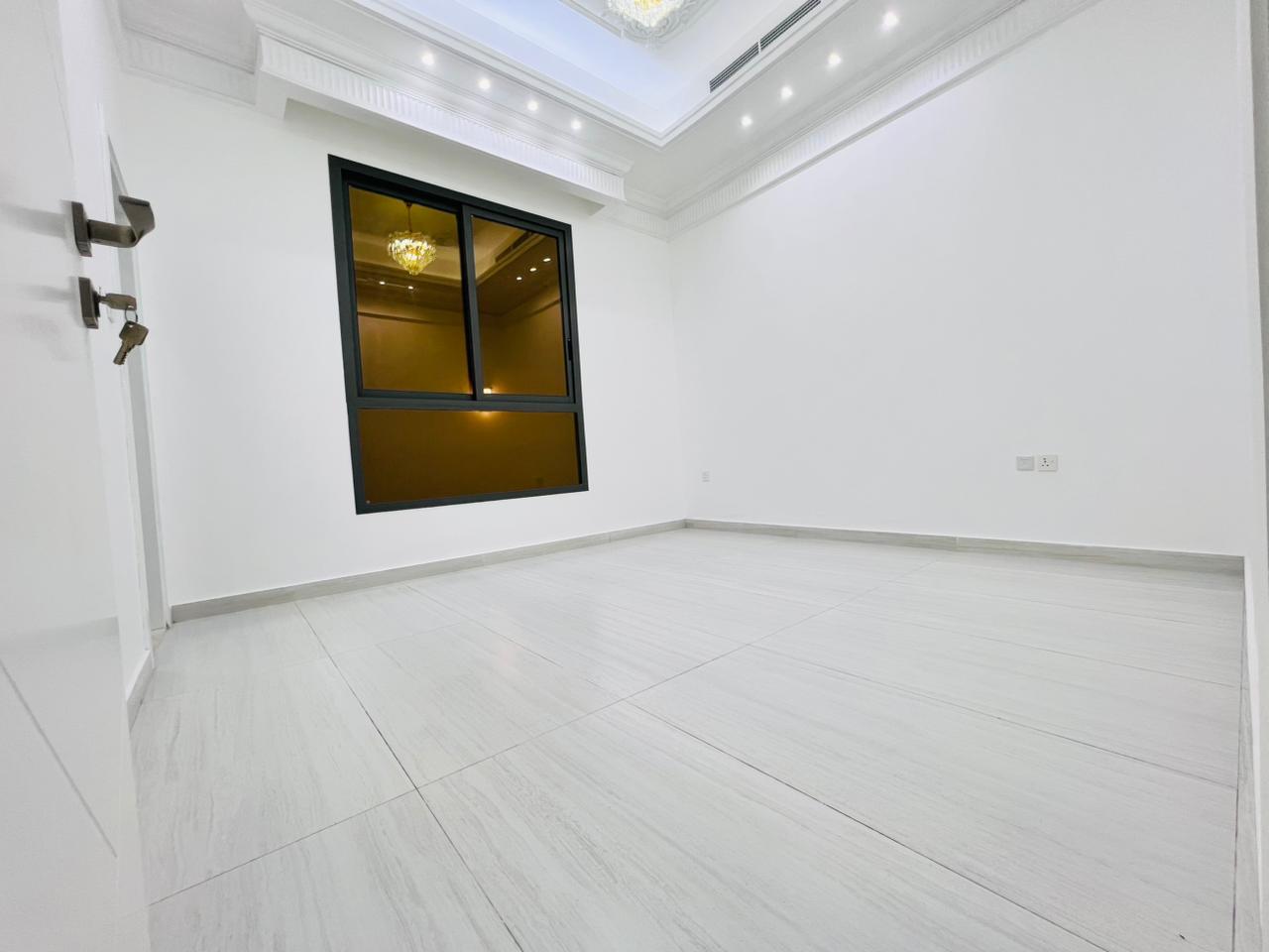 Modern villa for sale in Al-Haliyo 1 area, registration fees included 8