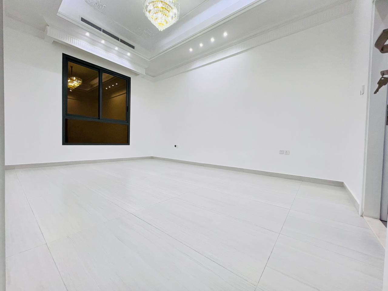 Modern villa for sale in Al-Haliyo 1 area, registration fees included 14