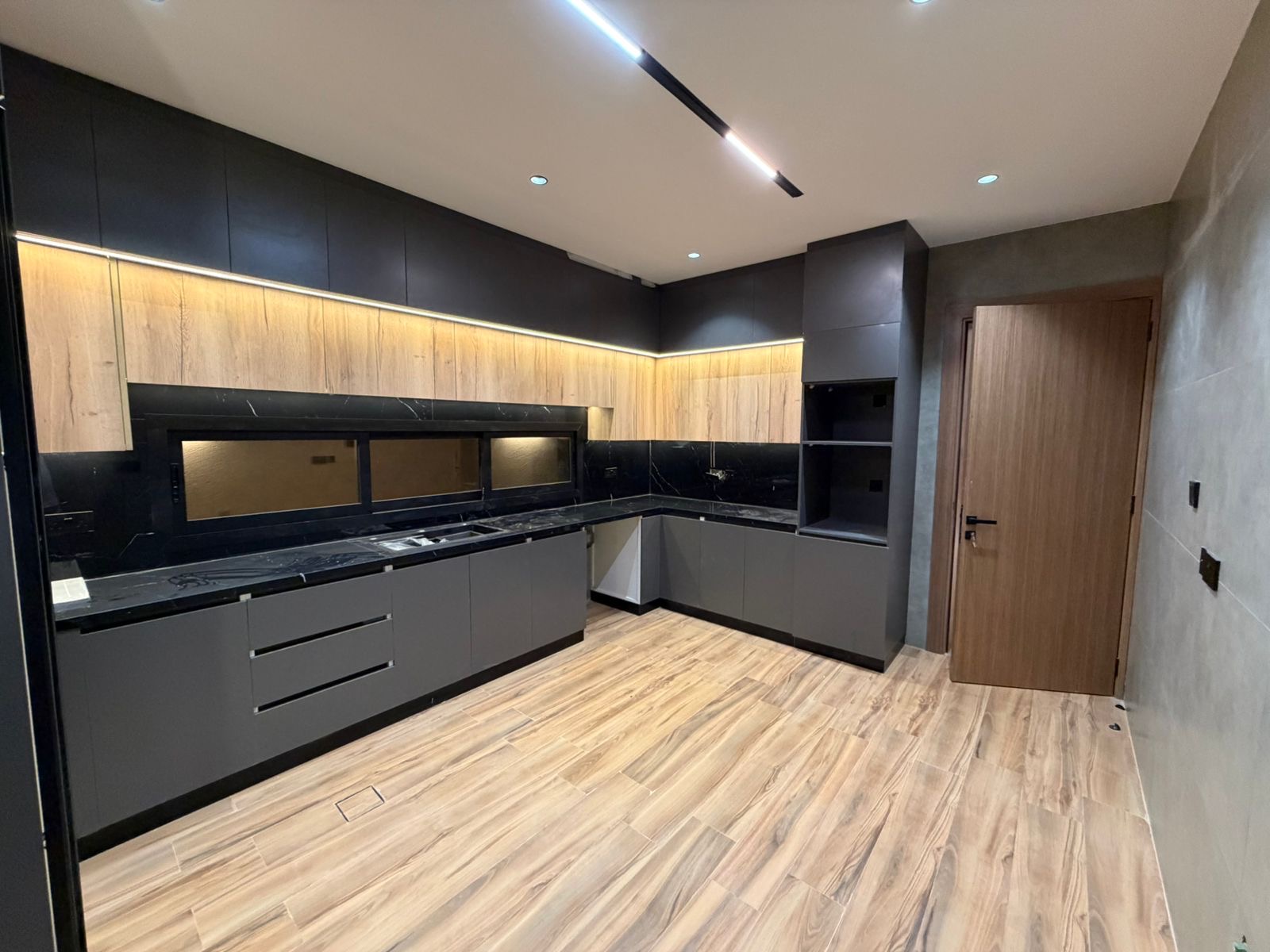 Luxury villa for sale, modern design, Al Bahia area, Ajman 3