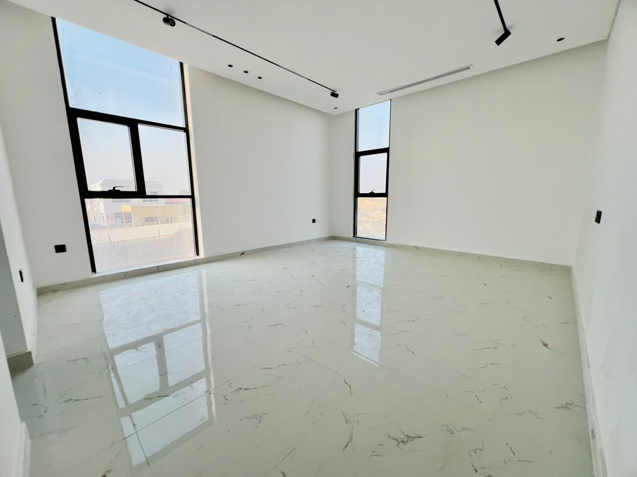 Villa for sale, corner lot, Al-Haliyo area, registration fees included 11