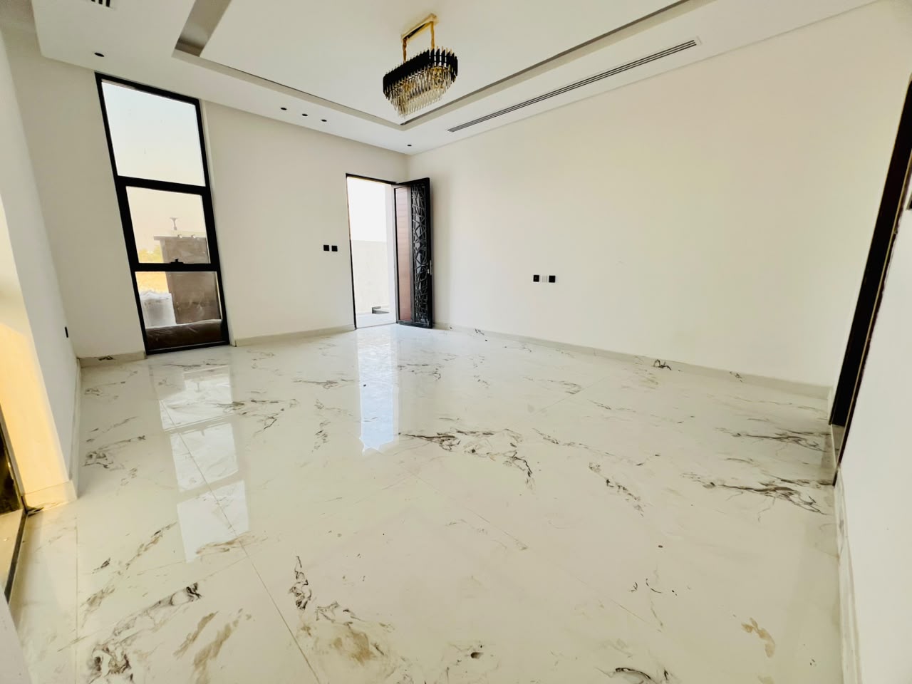 Villa for sale, corner lot, Al-Haliyo area, registration fees included 13