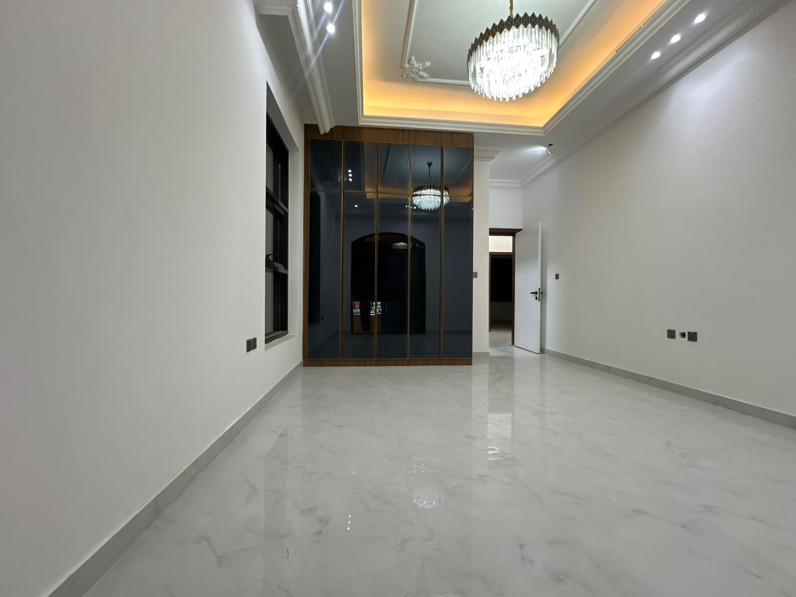 Classic villa for sale in Al-Haliyo area, registration fees included. 3