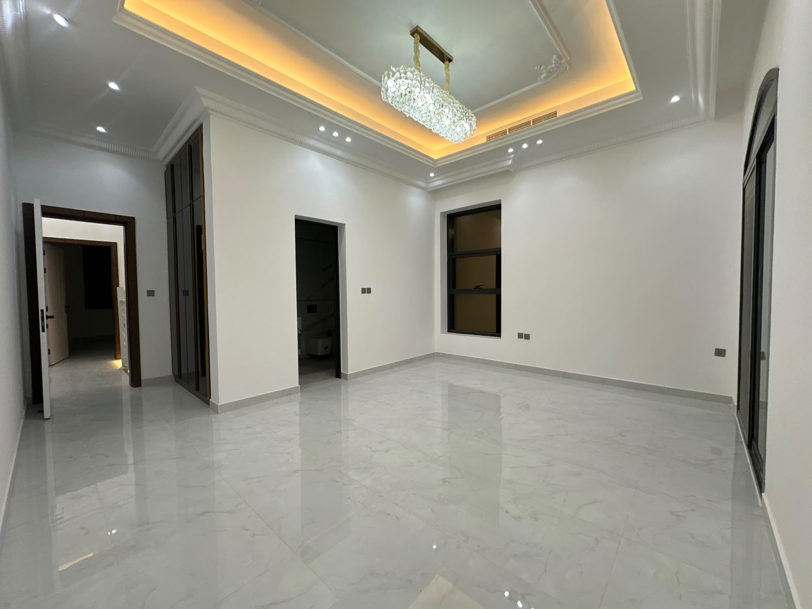 Classic villa for sale in Al-Haliyo area, registration fees included. 6