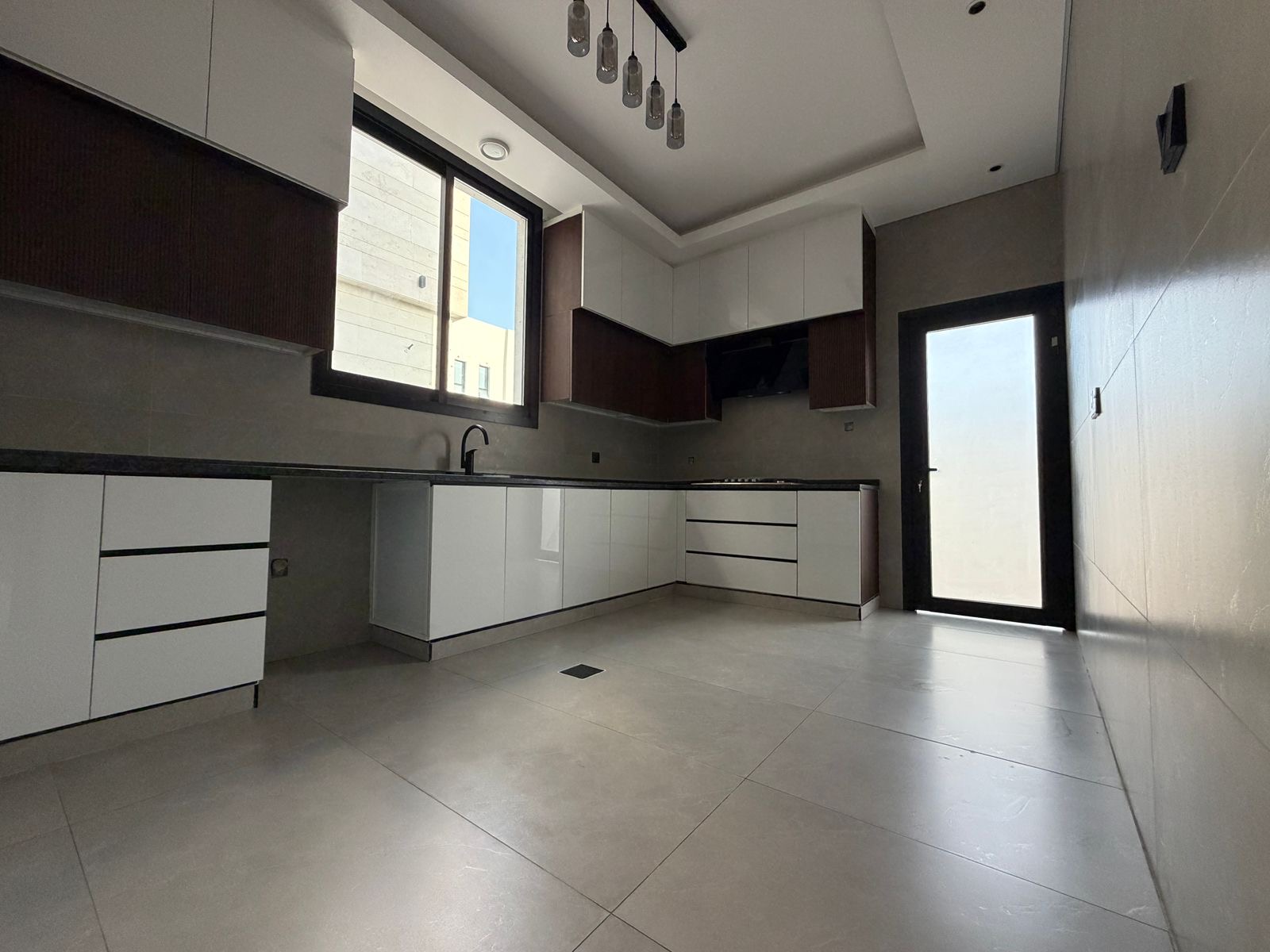 Villa for sale in a prime location in Al Bahia area, Ajman 8
