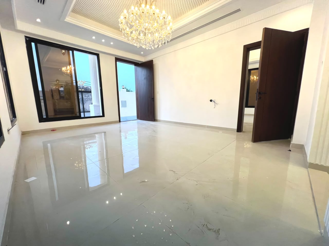 For sale: Classic villa in Al-Haliyo 2 area, registration fees included 6