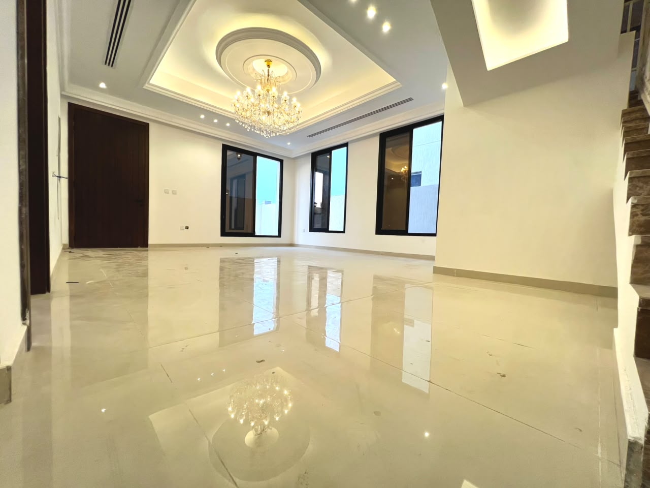 For sale: Classic villa in Al-Haliyo 2 area, registration fees included 13