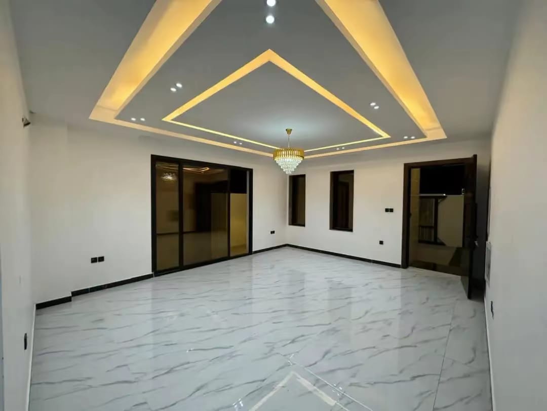 Classic villa for sale in Al-Haliyo area, registration fees included. 3