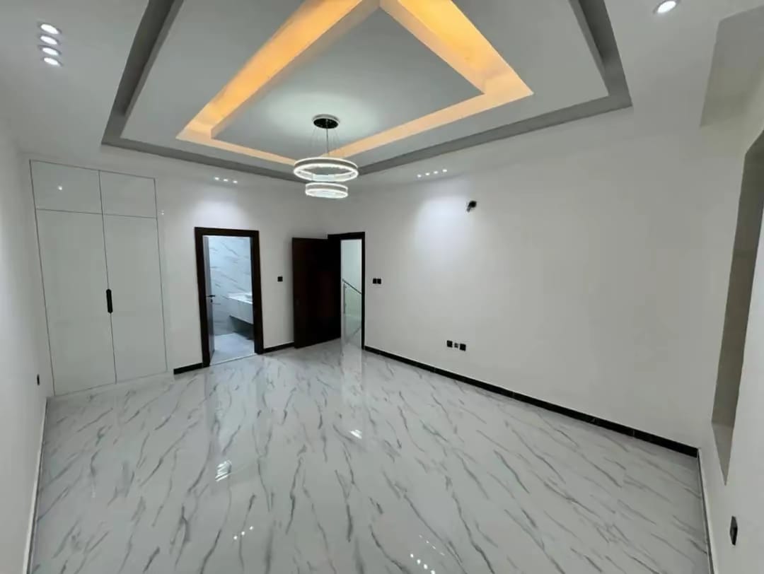 Classic villa for sale in Al-Haliyo area, registration fees included. 5