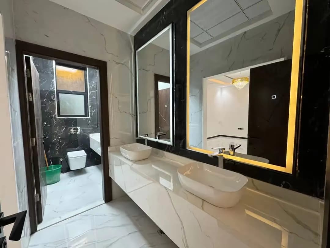 Classic villa for sale in Al-Haliyo area, registration fees included. 8