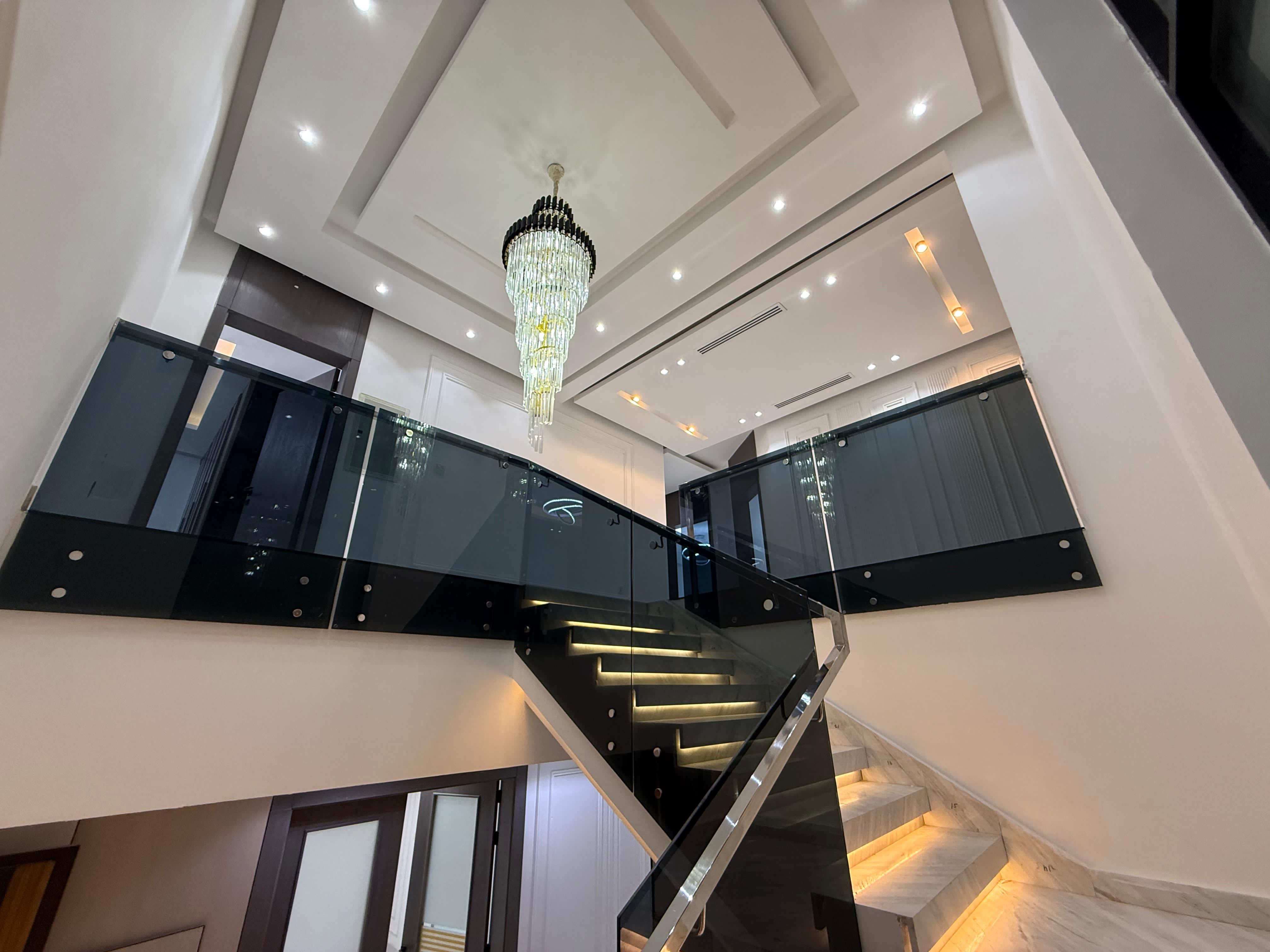 Own a distinctive modern villa now in a vibrant area, registration fees included. 8