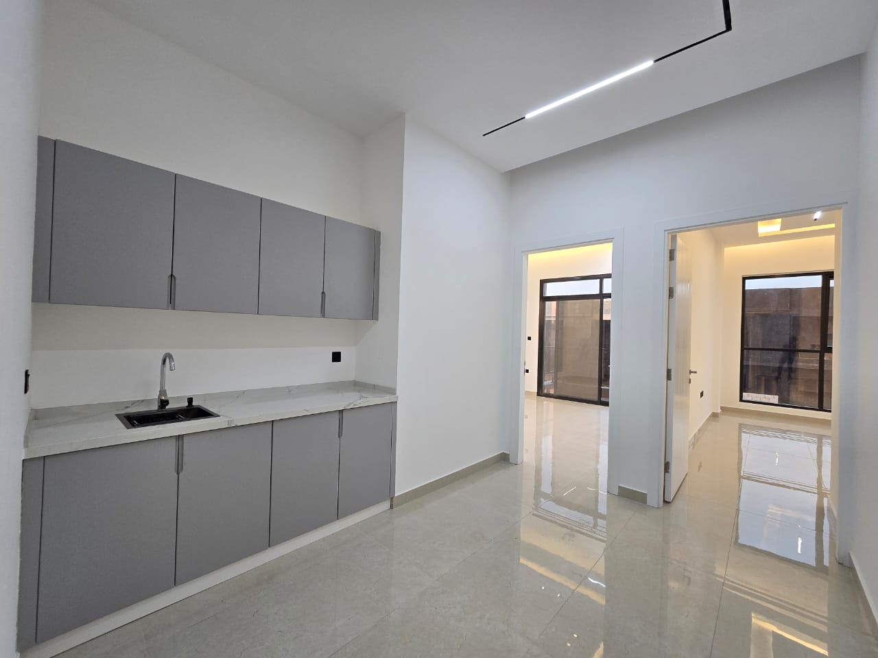 Luxury detached villa for sale, including registration fees, electricity, and water. 4