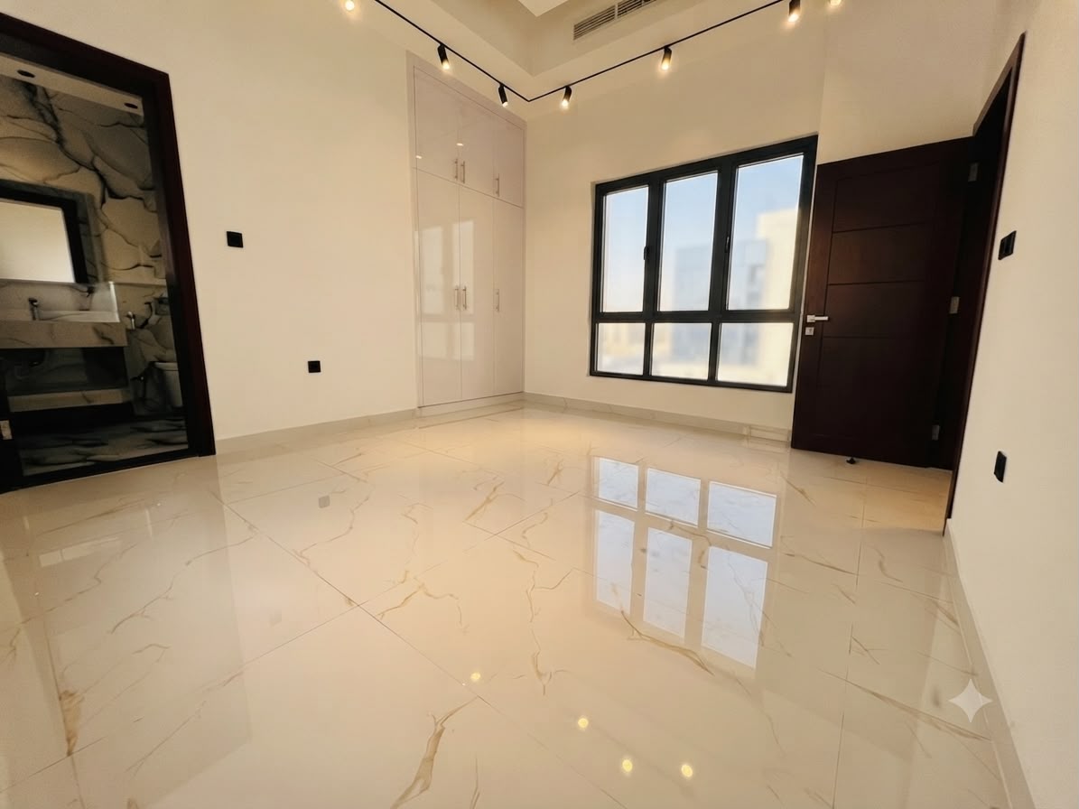 For sale: Modern corner villa on two streets in Al Yasmin area 13