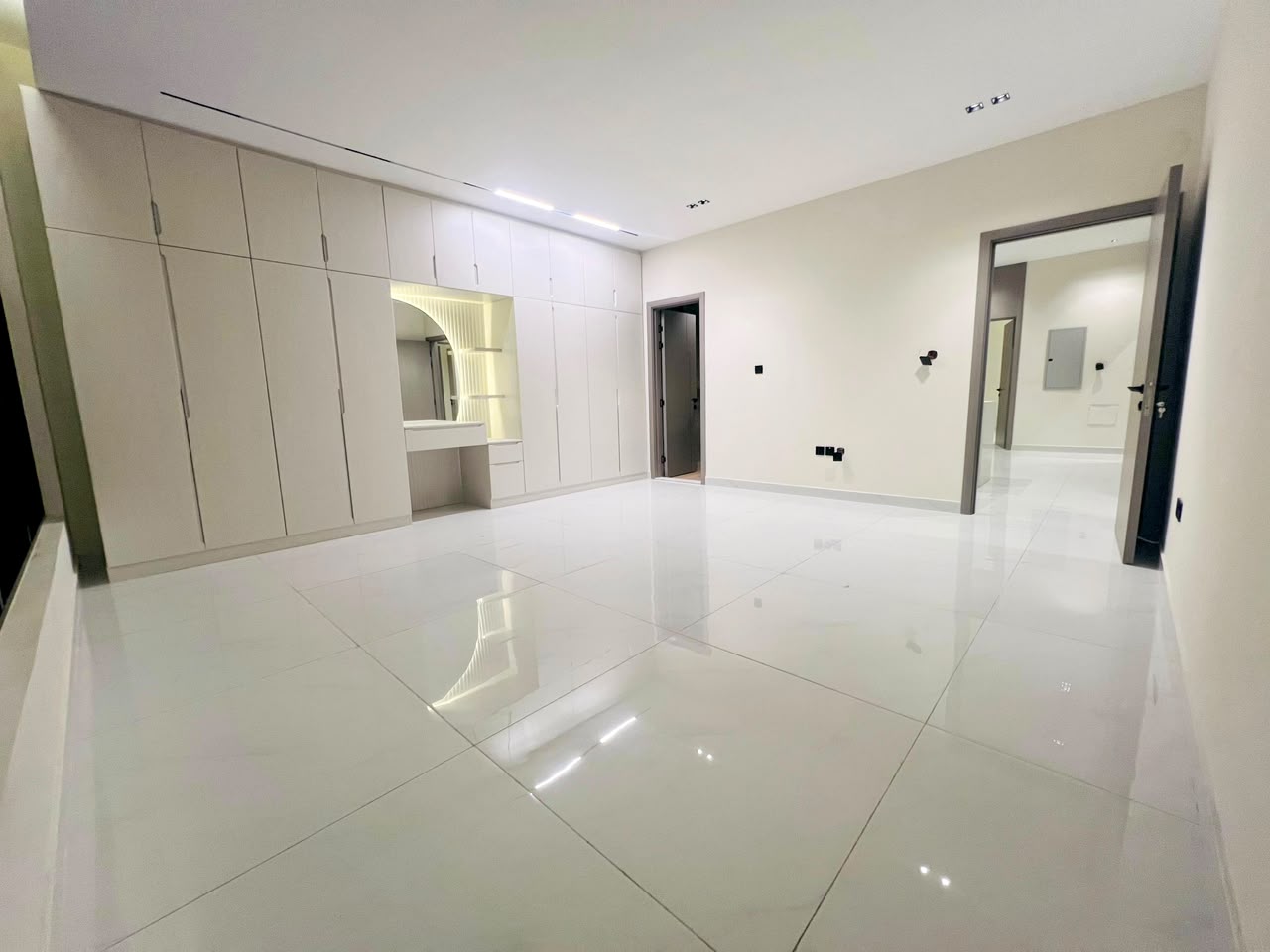 Villa for sale in Al Zahia area, modern design, including registration and ownership fees 9
