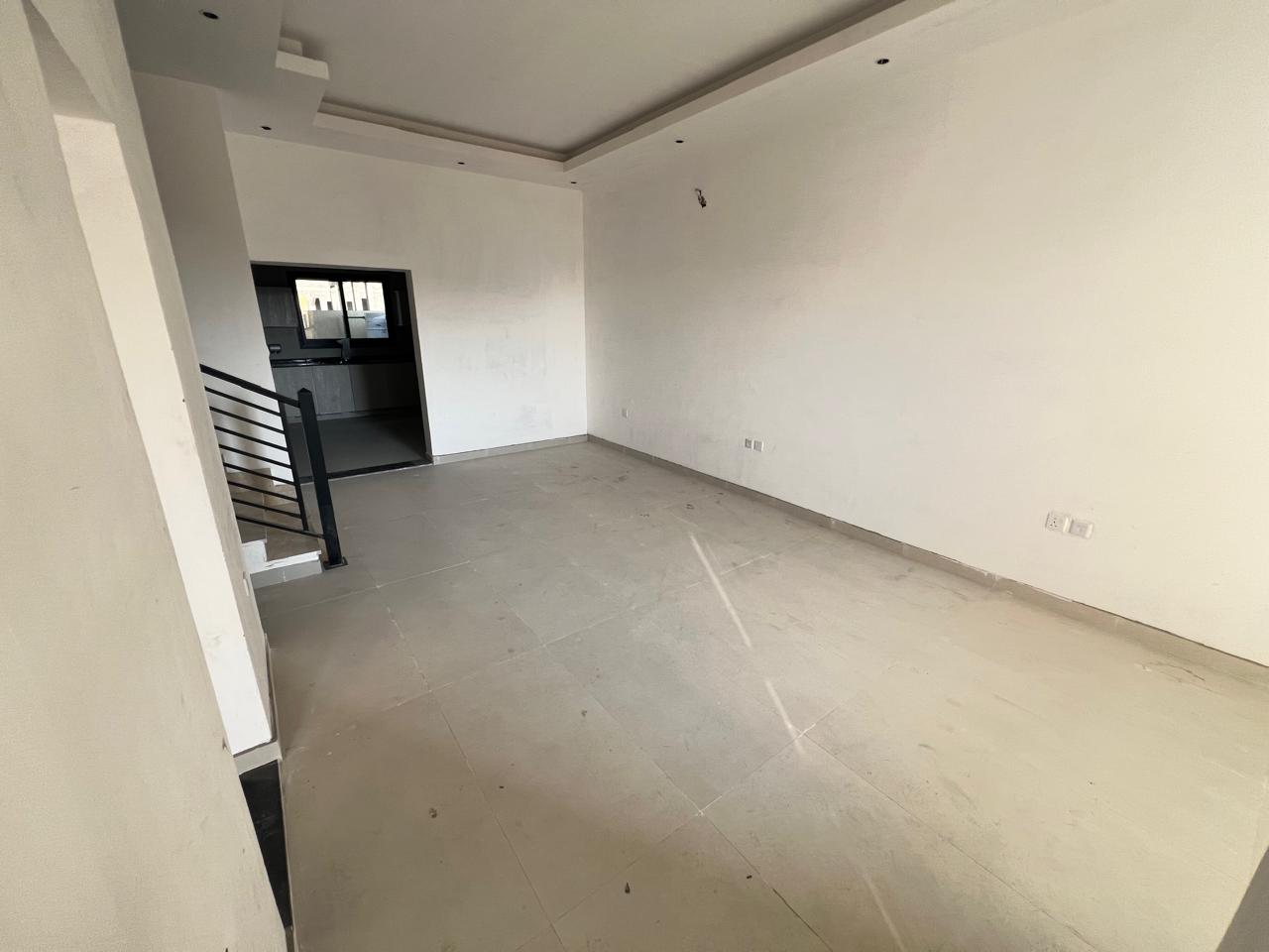 Townhouse for sale in Al-Haliyo 2 area, registration fees included. 2
