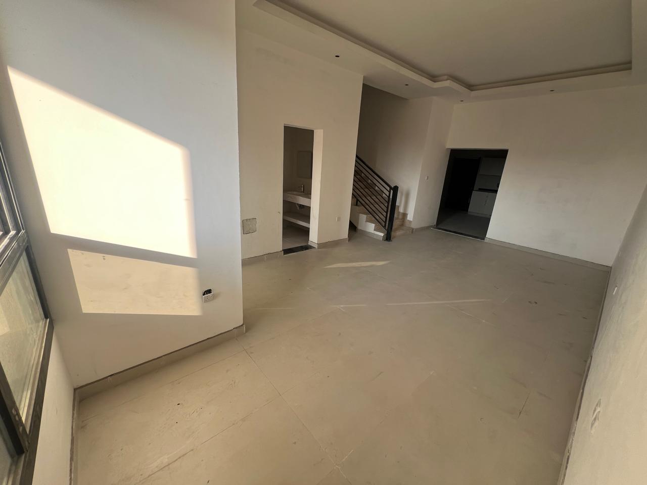 Townhouse for sale in Al-Haliyo 2 area, registration fees included. 3
