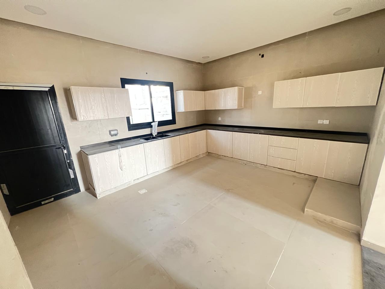 Townhouse for sale in Al-Haliyo 2 area, registration fees included. 5