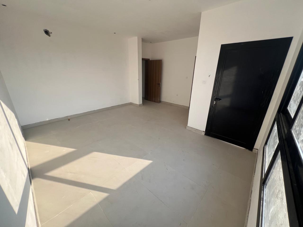 Townhouse for sale in Al-Haliyo 2 area, registration fees included. 11