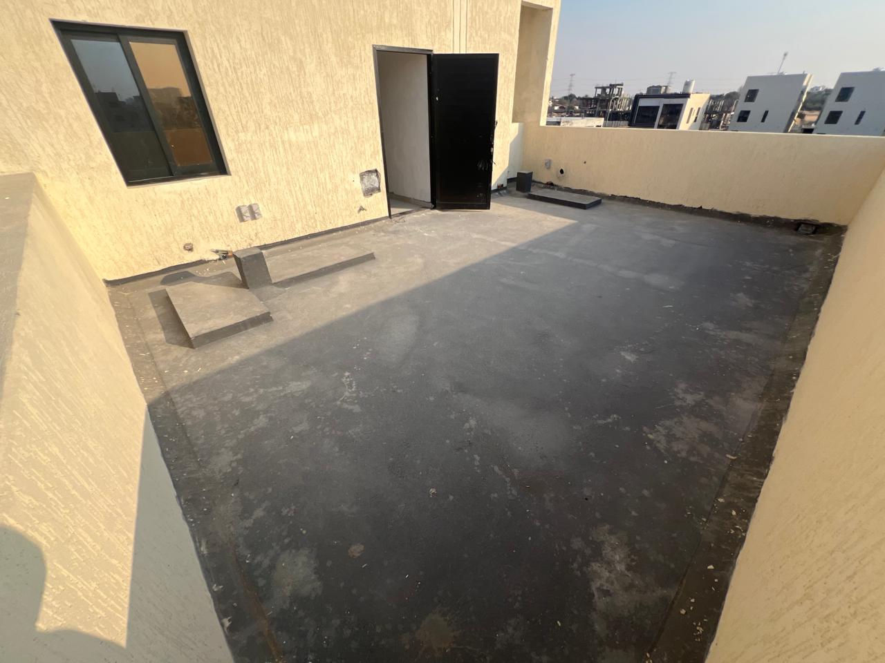 Townhouse for sale in Al-Haliyo 2 area, registration fees included. 15