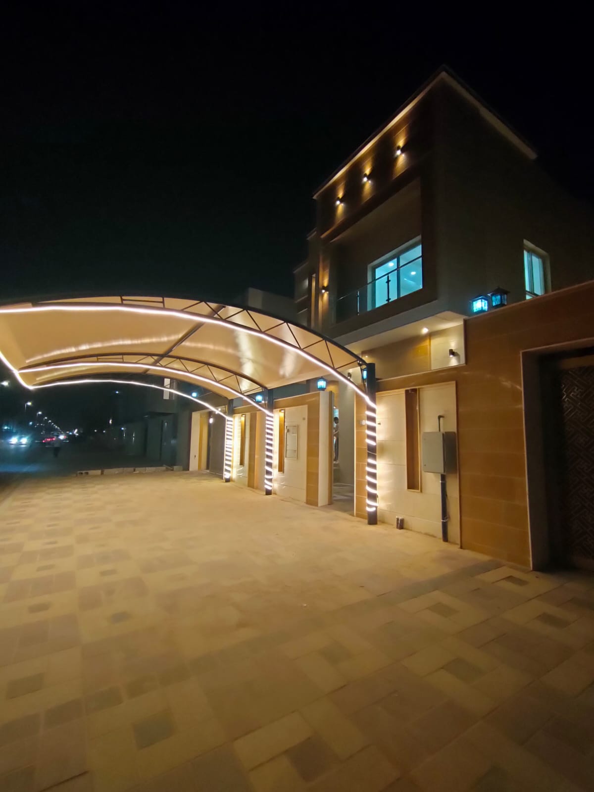 عجمان \ الياسمين خلف الحديقه 10