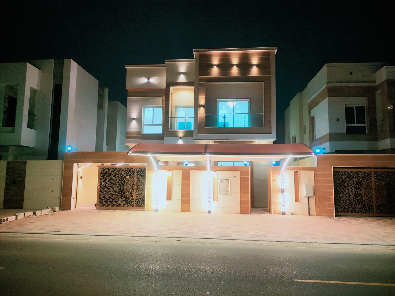 عجمان \ الياسمين خلف الحديقه 13
