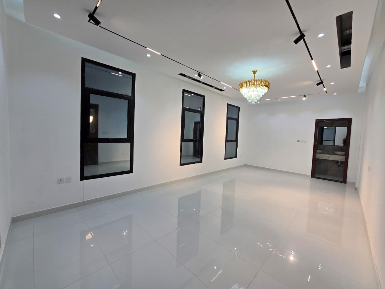 ajman al yasmeen 11