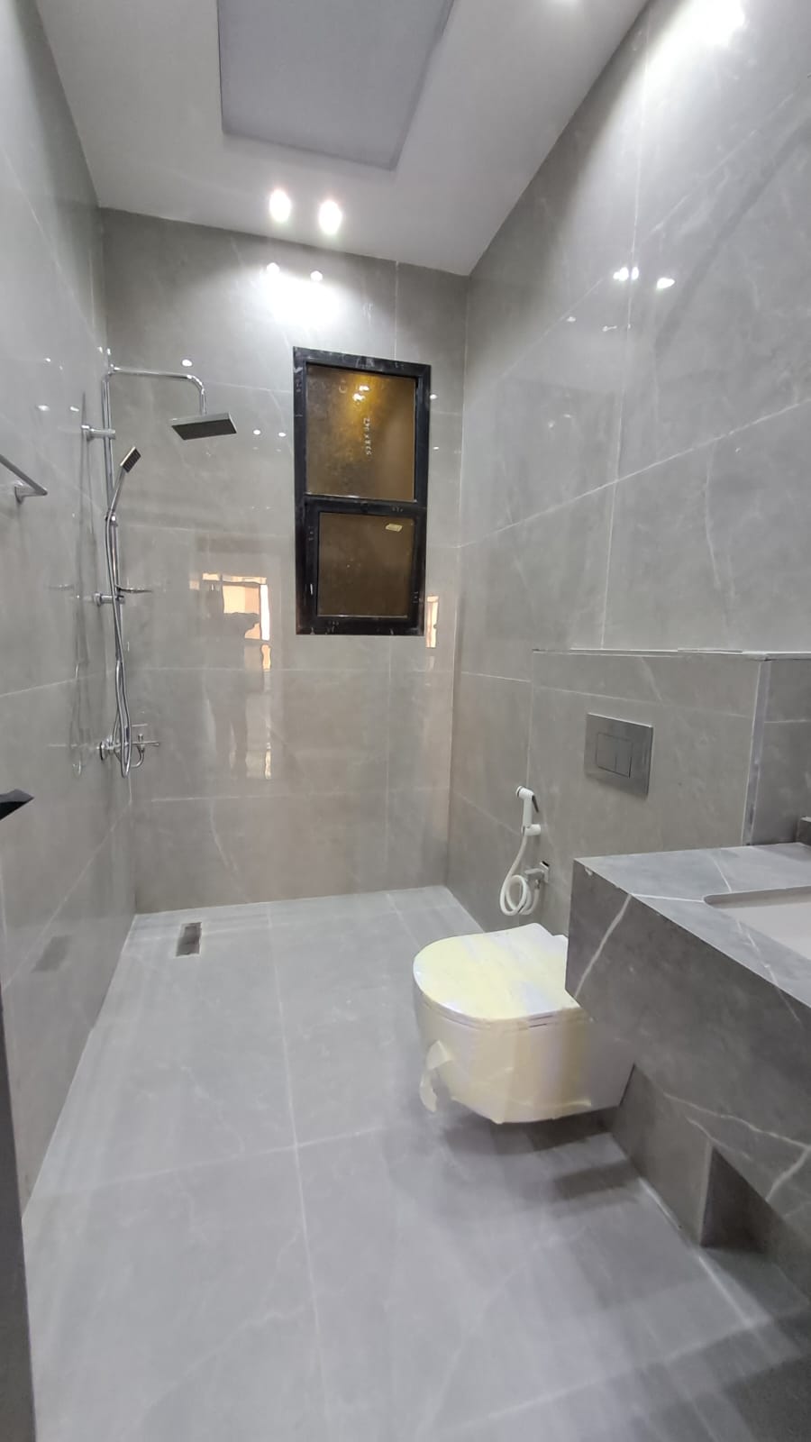 Villa for sale in the heart of Al Zahia, next to the mosque and services, behind Al Safir Mall 14