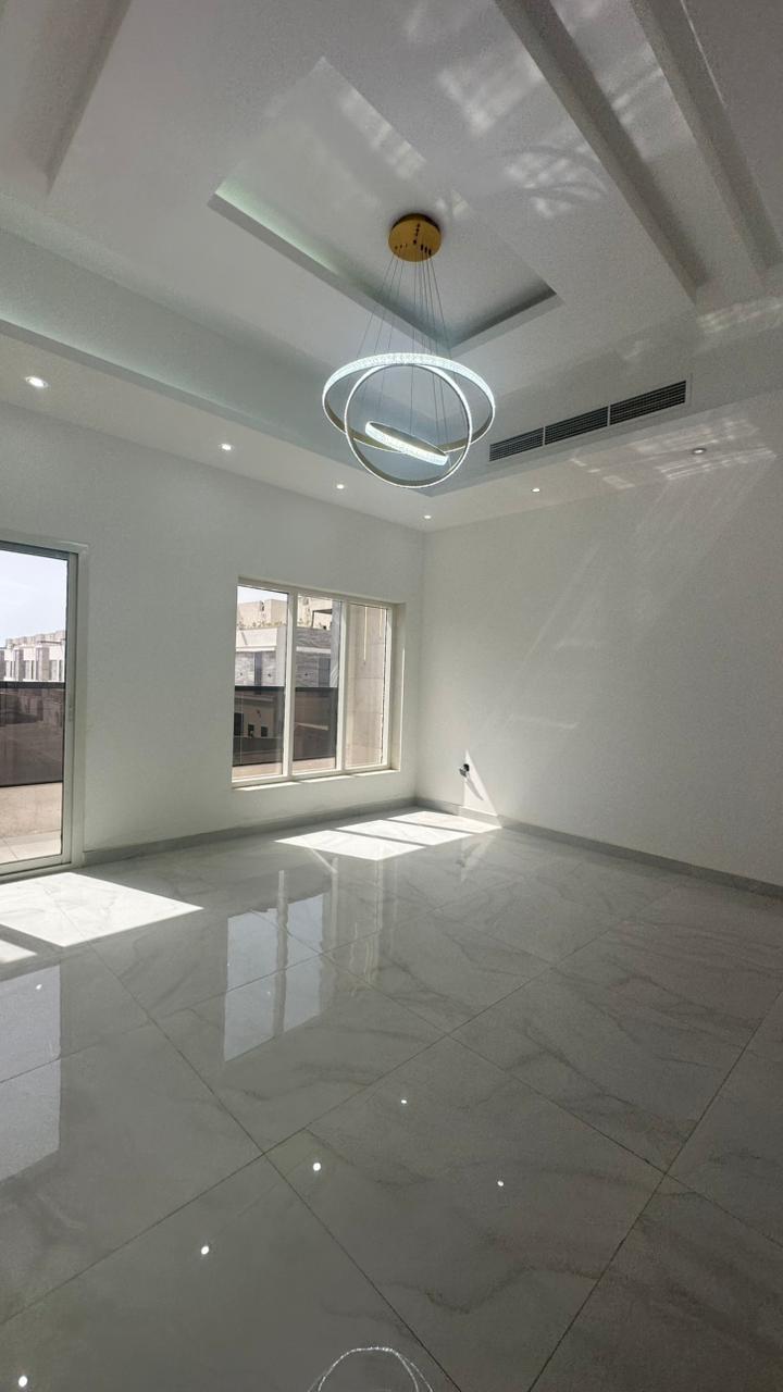 للبيع فيلا منطقة العامره فيلا مكونه من 5 غرفه نوم ماستر +غرفه خادمه 5