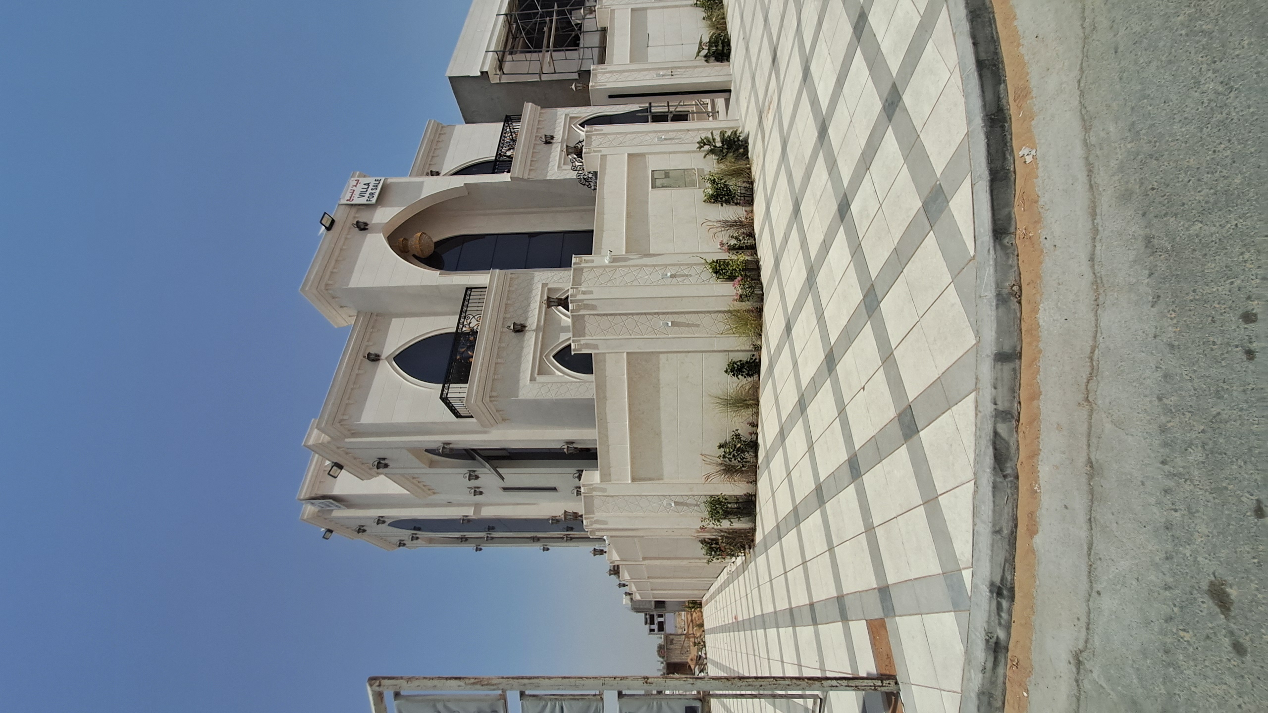 Villa for sale in Al Hilo 1, Ajman, UAE. Freehold ownership for all nationalities. Plot number 6329. Land area 3300 sq ft. Built-up area 4300 sq ft. 7 bedrooms, 8 bathrooms, majlis, 2 living rooms, central air conditioning, connected to water and electricity. Registration fees apply. 2
