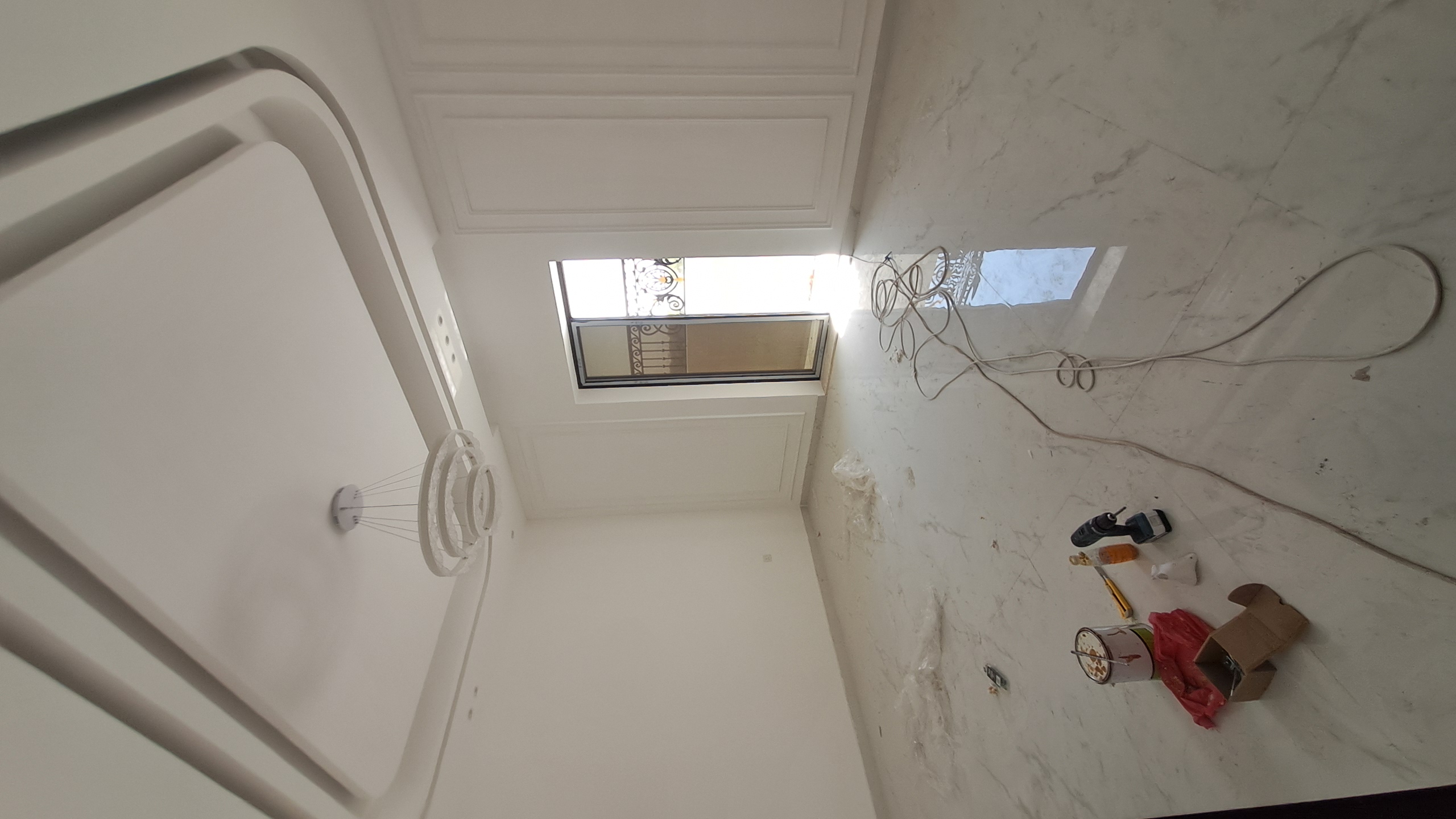 Villa for sale in Al Hilo 1, Ajman, UAE. Freehold ownership for all nationalities. Plot number 6329. Land area 3300 sq ft. Built-up area 4300 sq ft. 7 bedrooms, 8 bathrooms, majlis, 2 living rooms, central air conditioning, connected to water and electricity. Registration fees apply. 10