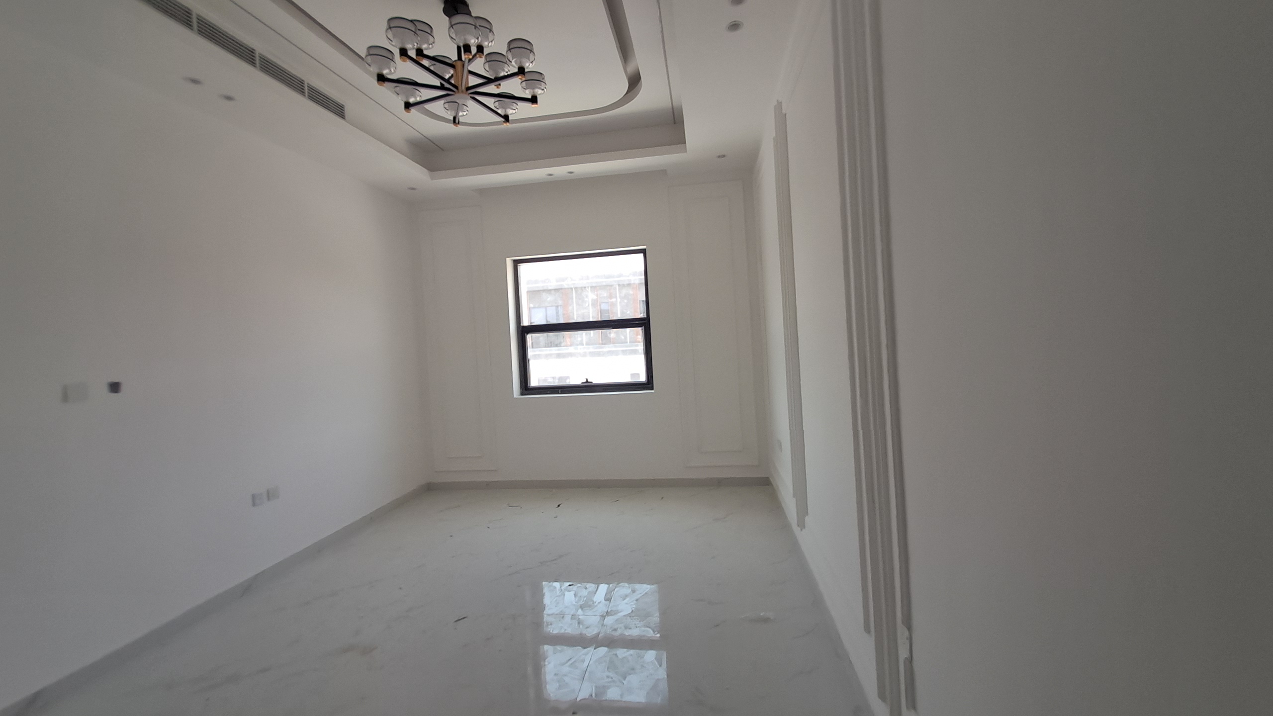 Villa for sale in Al Hilo 1, Ajman, UAE. Freehold ownership for all nationalities. Plot number 6329. Land area 3300 sq ft. Built-up area 4300 sq ft. 7 bedrooms, 8 bathrooms, majlis, 2 living rooms, central air conditioning, connected to water and electricity. Registration fees apply. 11