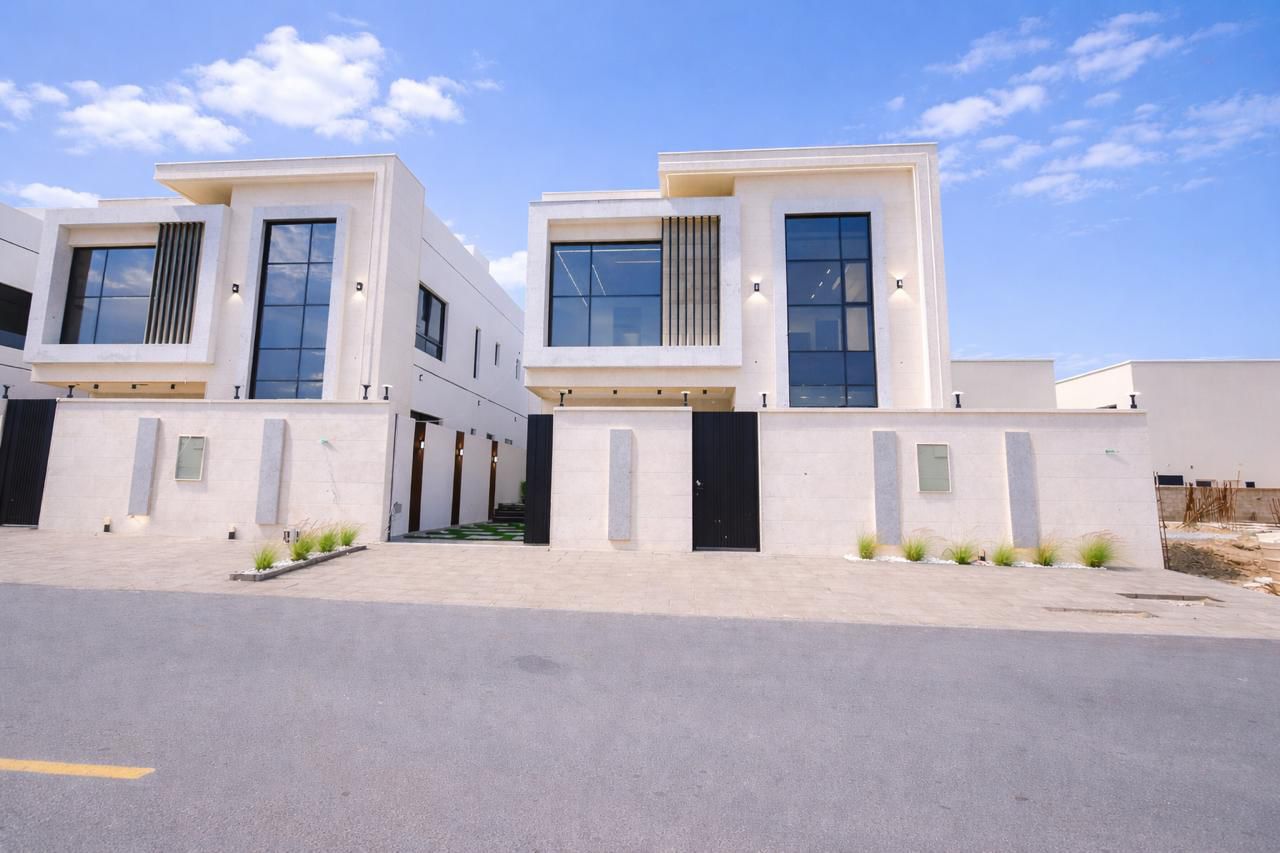 Villa for sale in Al-Haylo area, a distinctive villa at a price lower than the market price.