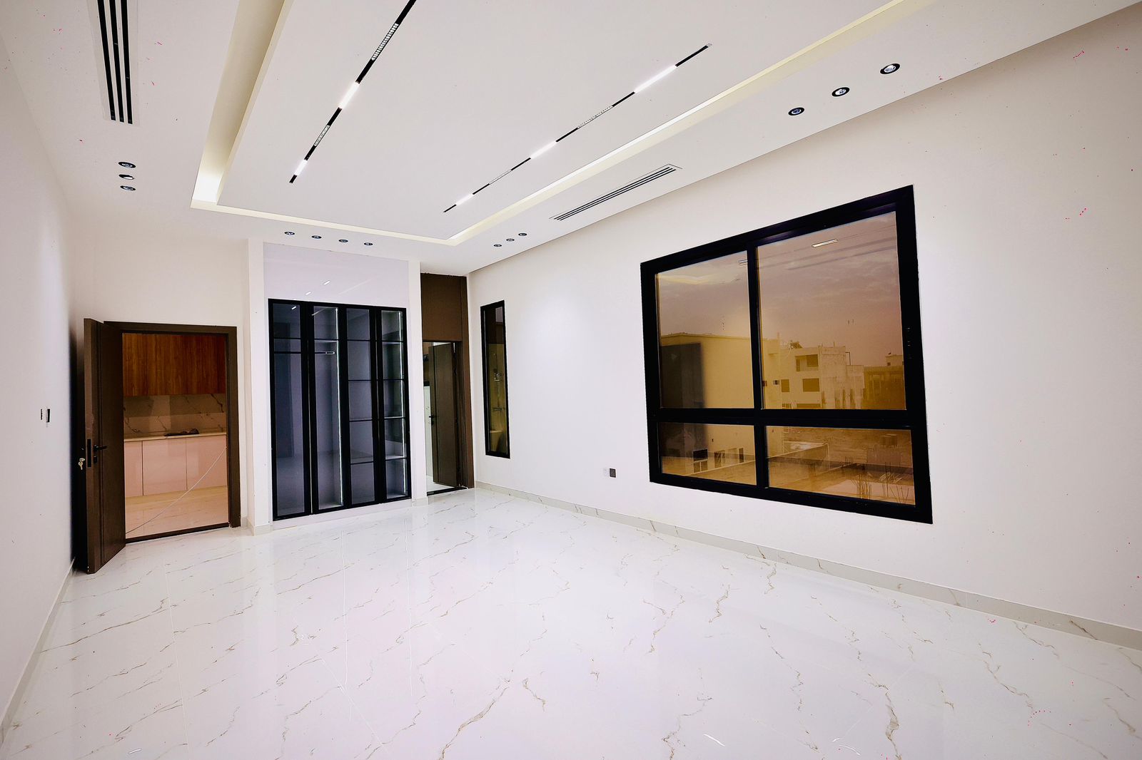 Villa for sale in Al-Haylo area, a distinctive villa at a price lower than the market price. 5