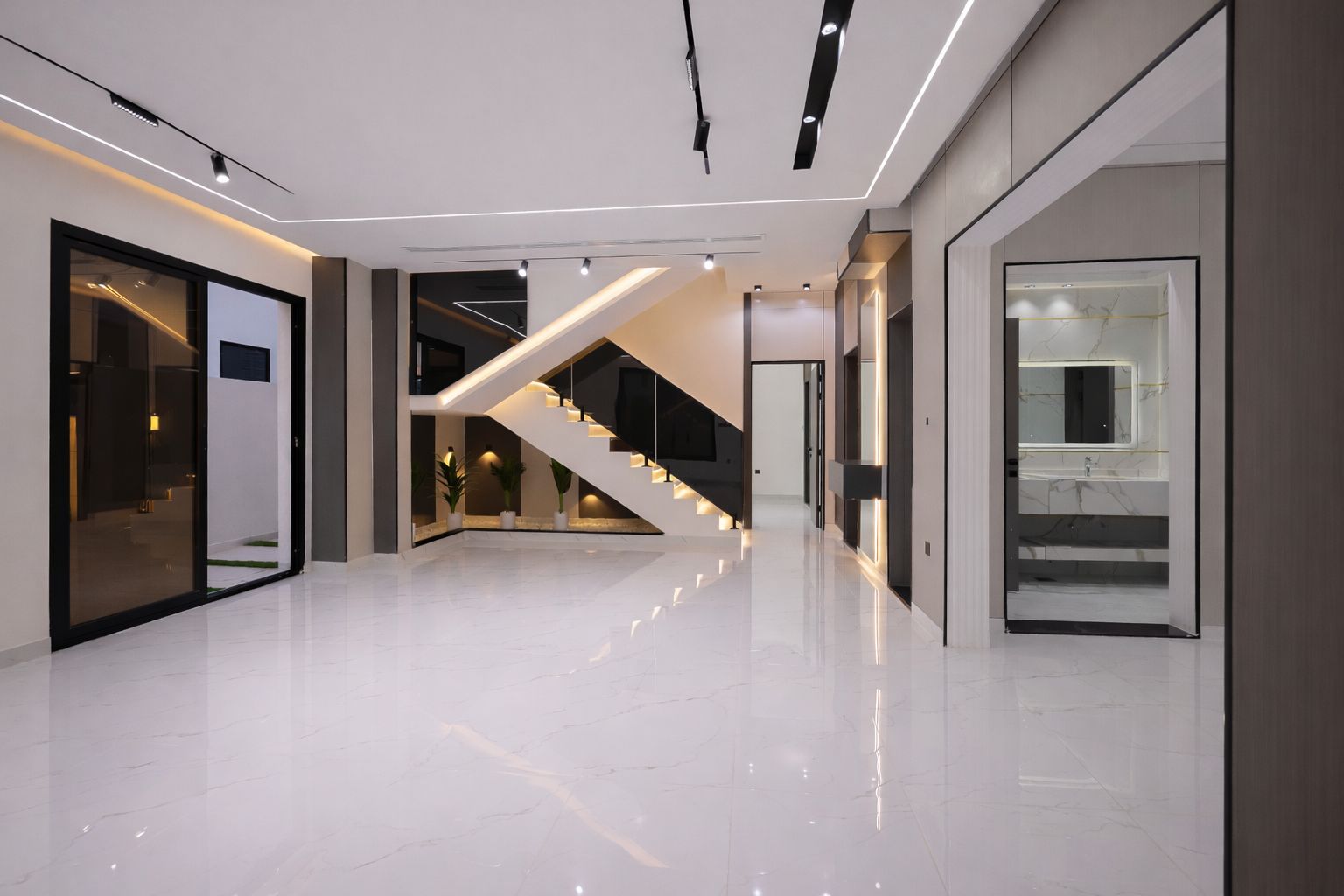 Villa for sale in Al-Haylo area, a distinctive villa at a price lower than the market price. 9