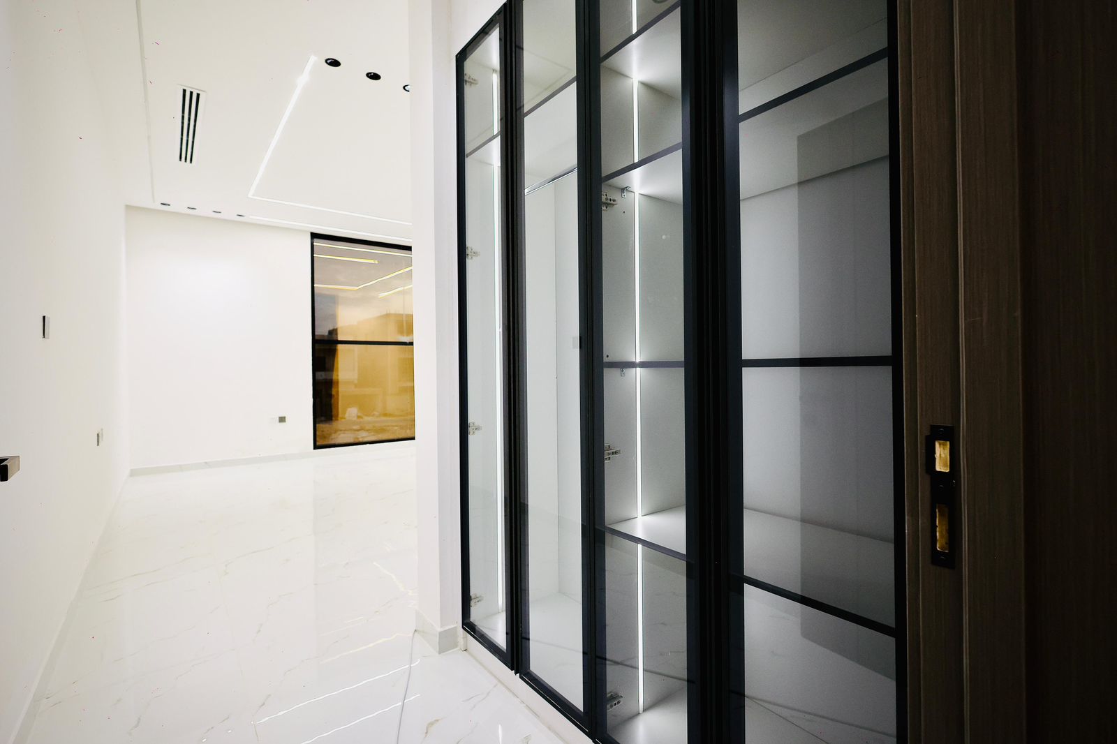 Villa for sale in Al-Haylo area, a distinctive villa at a price lower than the market price. 13