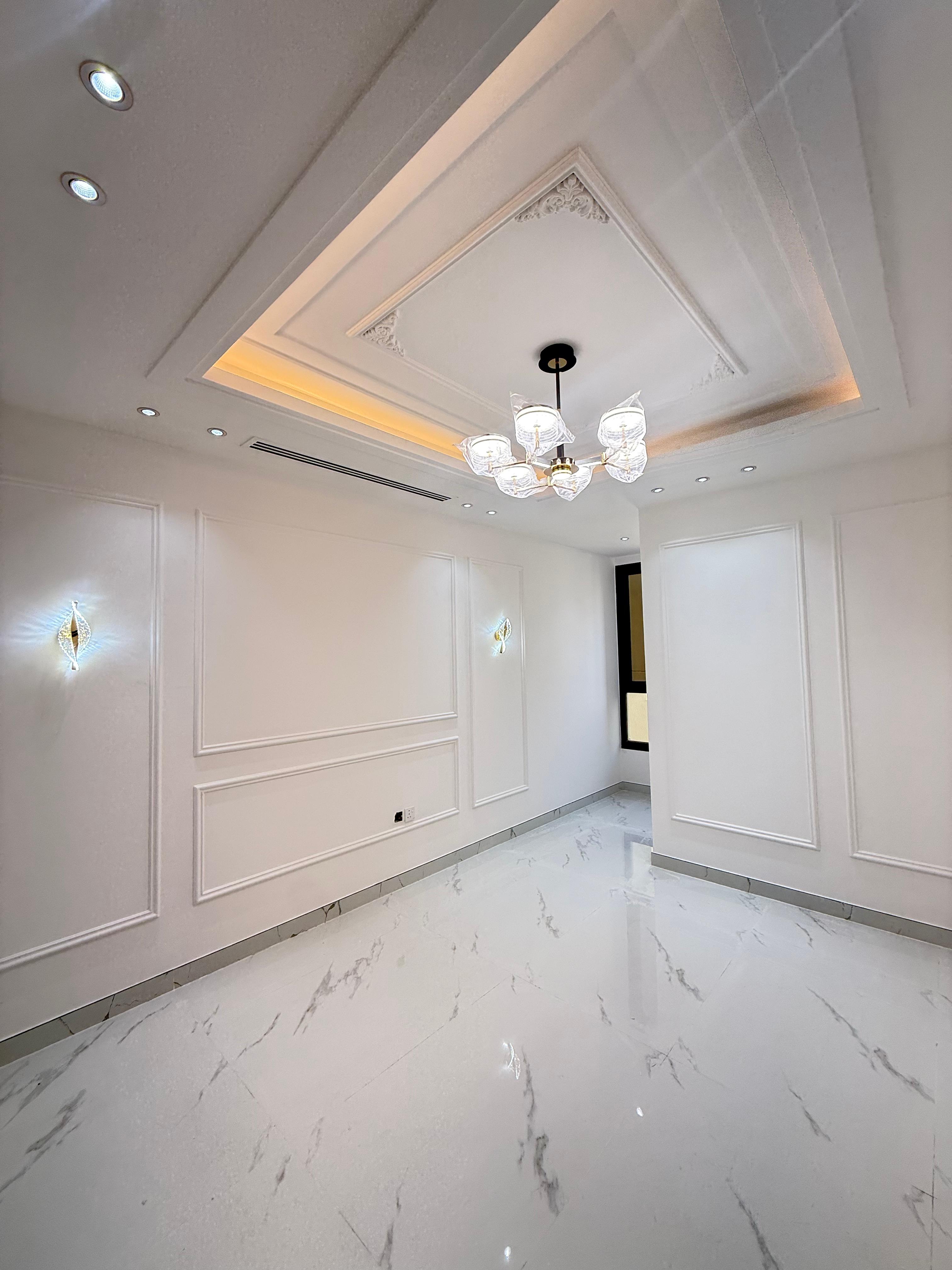 Premium 5-Bedroom Villa for Sale 9