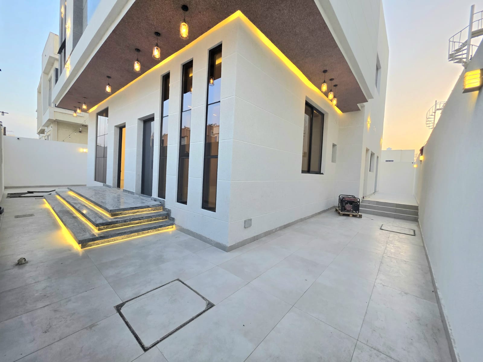 💎 Invest in Luxury... A Modern Villa in a Prime Location at Al Helio 2. 2