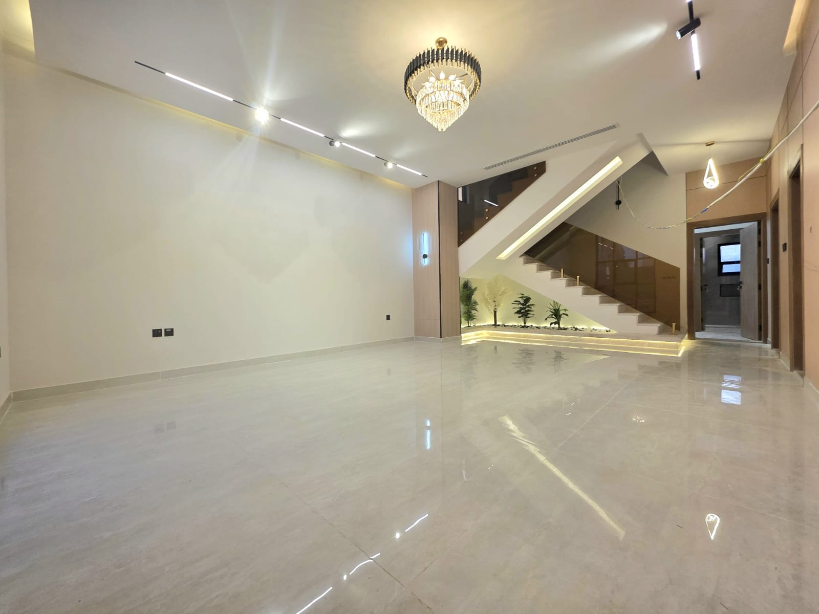 💎 Invest in Luxury... A Modern Villa in a Prime Location at Al Helio 2. 14