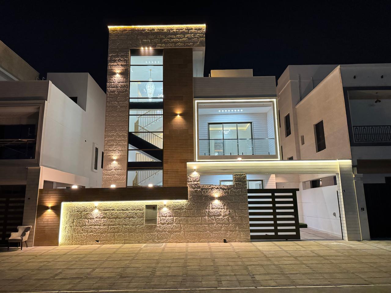 🏡 **A Mini Palace in the Heart of Al Bahia!** Located right next to the park, the Sheikh's Palace, and the Car Showroom... a one-of-a-kind location with luxury that's truly worth seeing. 3