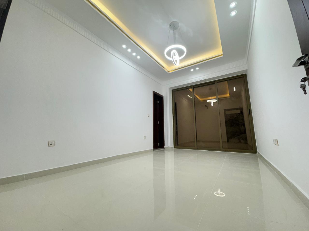🏡 **A Mini Palace in the Heart of Al Bahia!** Located right next to the park, the Sheikh's Palace, and the Car Showroom... a one-of-a-kind location with luxury that's truly worth seeing. 5
