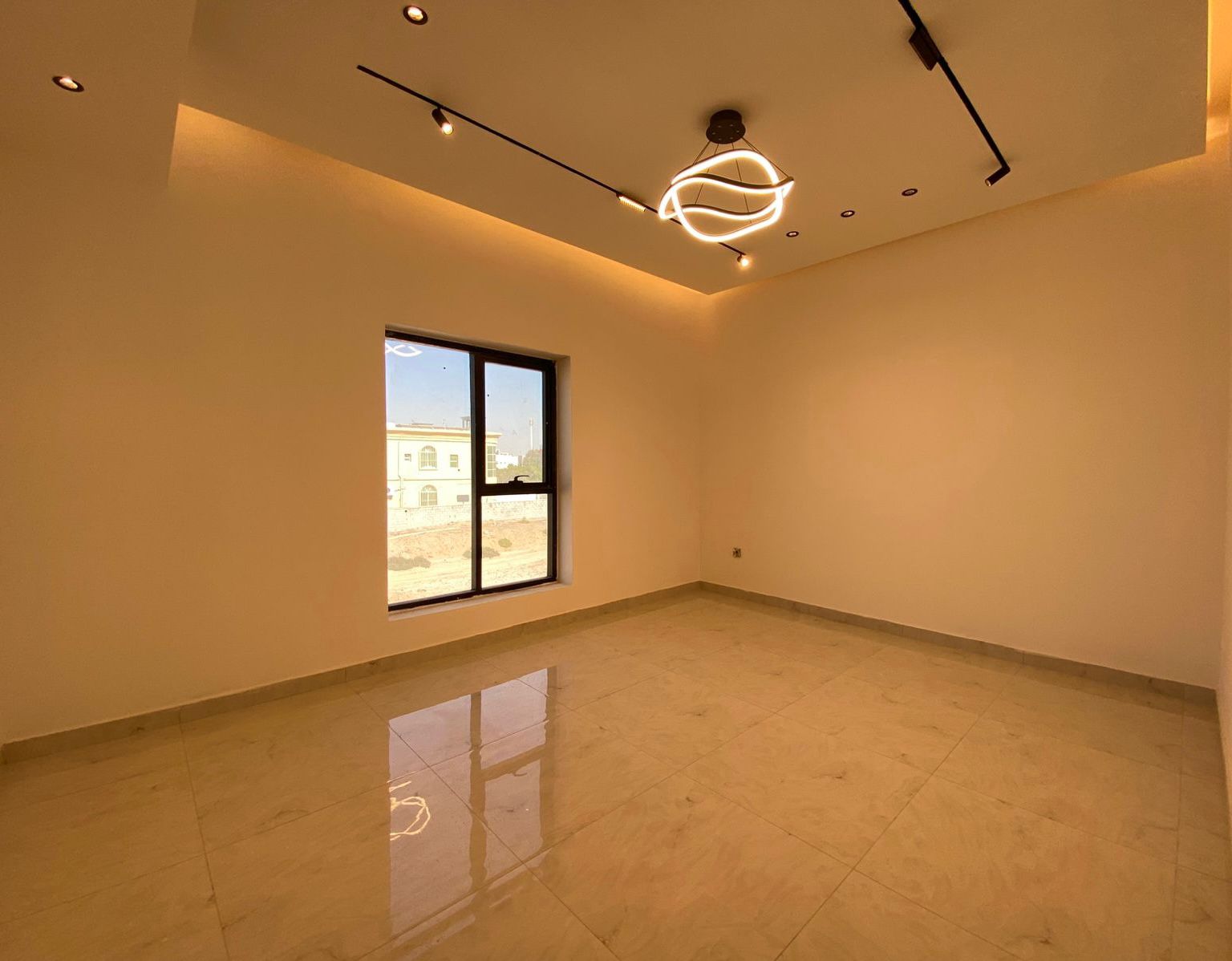 A once-in-a-lifetime opportunity! A luxurious villa that owns your dreams in Ajman with a very high finishing touch, and freehold ownership for all nationalities. 2