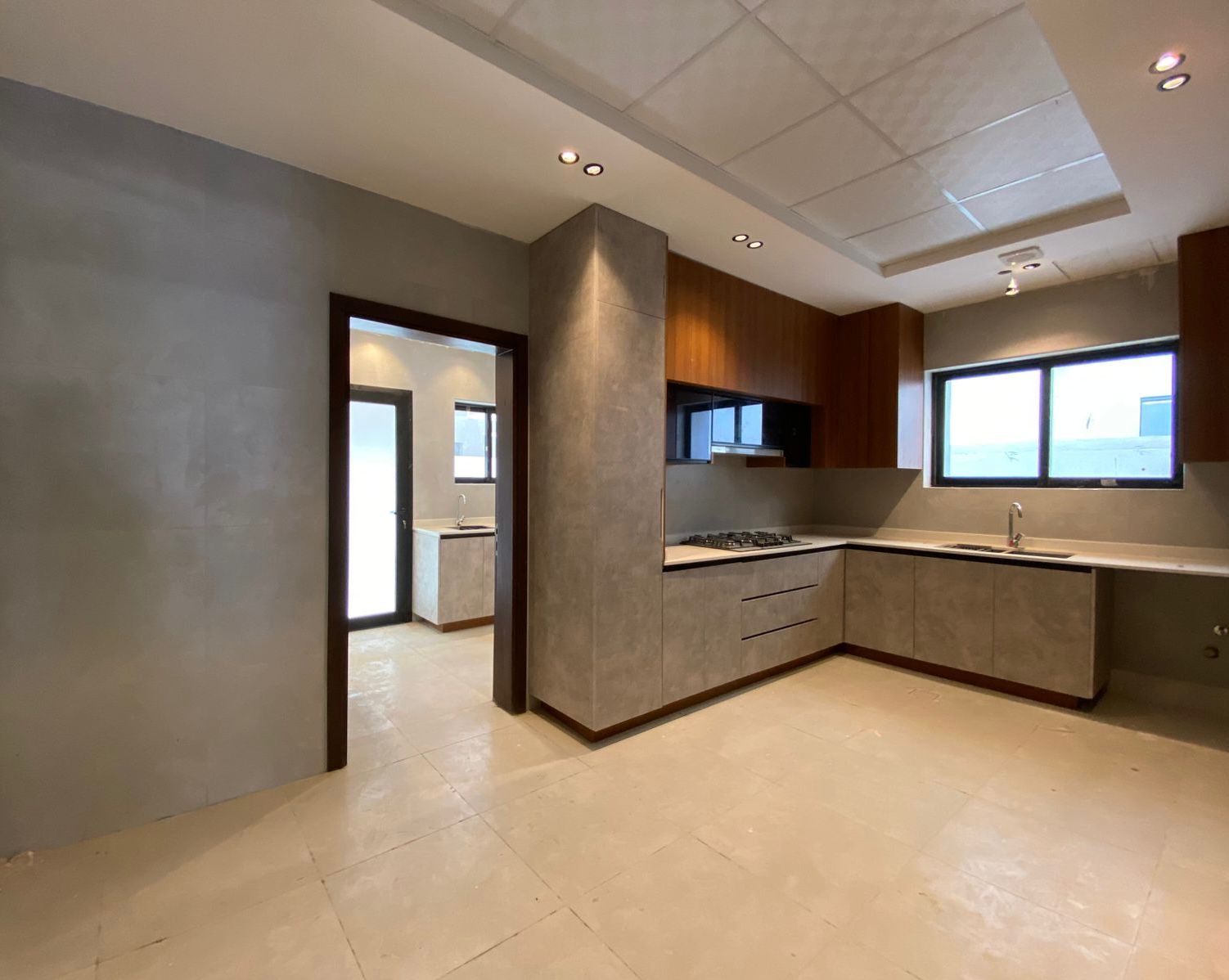 A once-in-a-lifetime opportunity! A luxurious villa that owns your dreams in Ajman with a very high finishing touch, and freehold ownership for all nationalities. 13