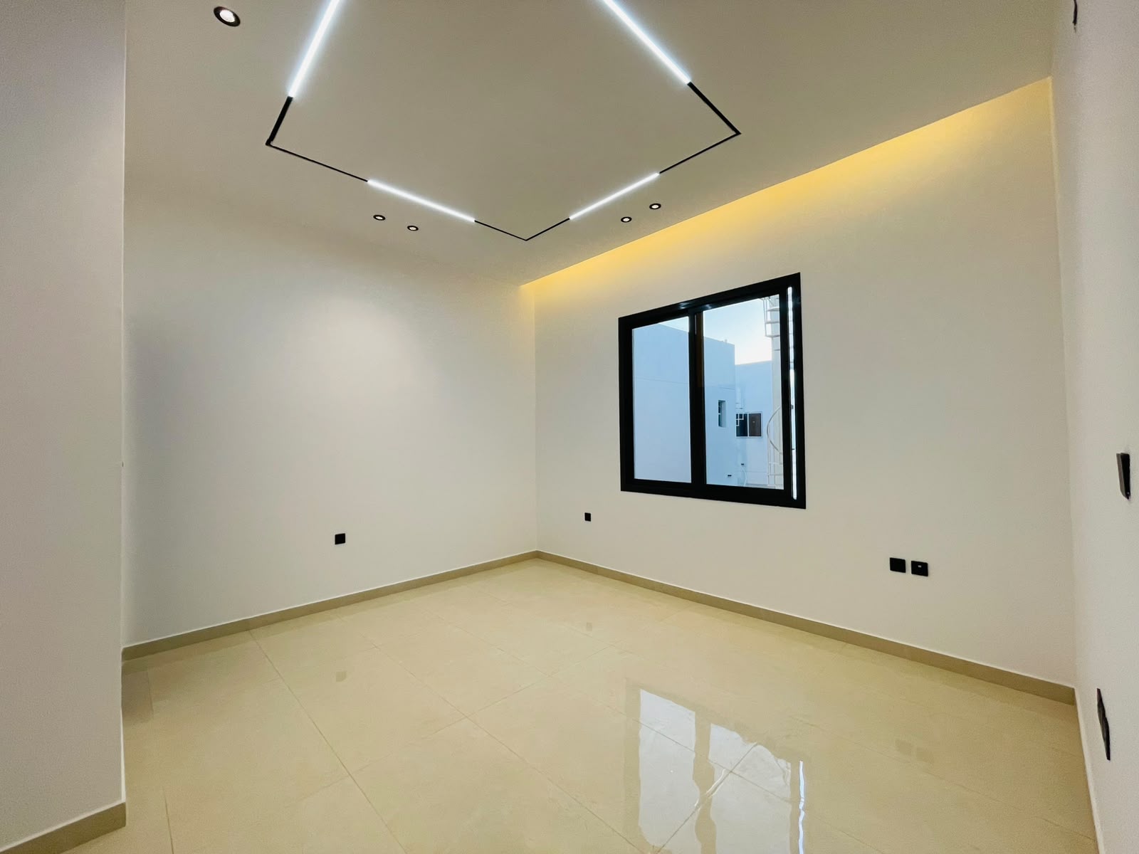 Villa for Sale in Al Zahya, Ajman | Prime Location & Negotiable Price 8