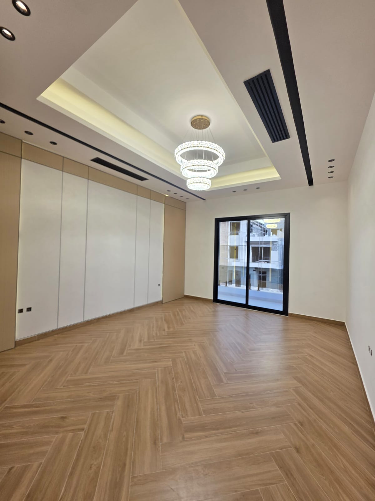 Golden Opportunity in Al Helio 2 | Luxury Villa Opposite Azha Mall with Registration Fees Included 8